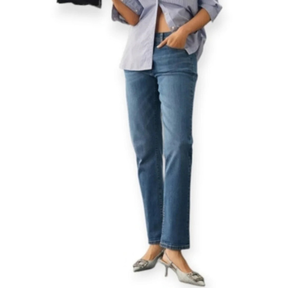 Anthropologie Pilcro Slim Boyfriend Fit Jeans Medium Blue Wash 27 - Picture 8 of 16